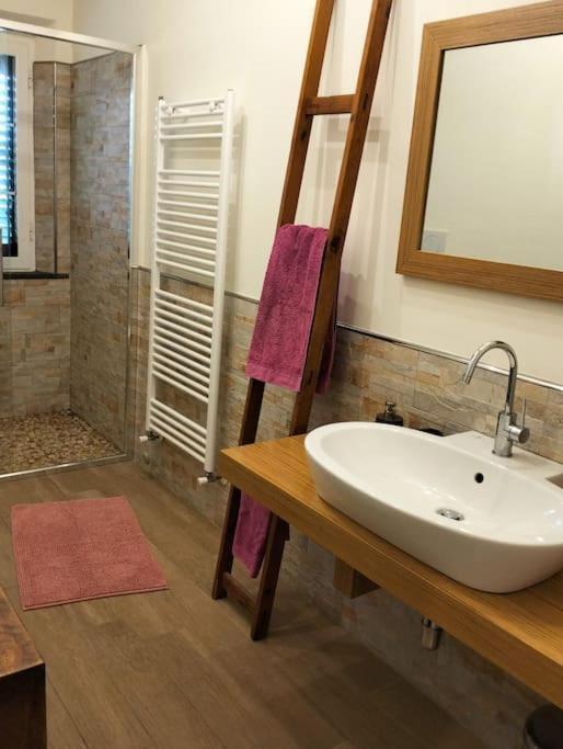 Villetta Rio, Large Private Garden チェチナ エクステリア 写真